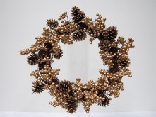 Berry and Pine Cone Wreath (Gold)
